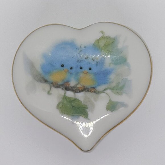 Vtg Porcelain Bluebirds Trinket Box Bird Heart Designer's Collection Love - Picture 1 of 6